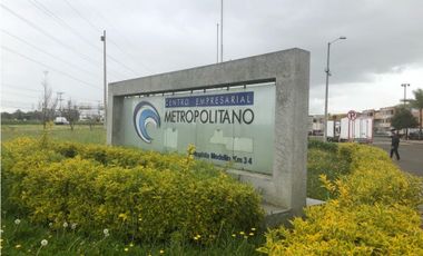 PRECIO DE OPORTUNIDAD vendo local  en centro empresarial METROPOLITANO