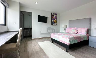 Casa nueva en venta en Metepec con sala de juegos y Roof Garden