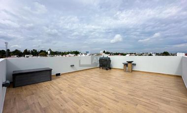 Casa nueva en venta en Metepec con sala de juegos y Roof Garden