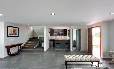 Casa nueva en venta en Metepec con sala de juegos y Roof Garden