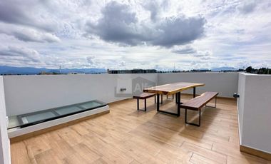 Casa nueva en venta en Metepec con sala de juegos y Roof Garden