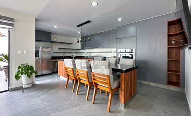 Casa nueva en venta en Metepec con sala de juegos y Roof Garden