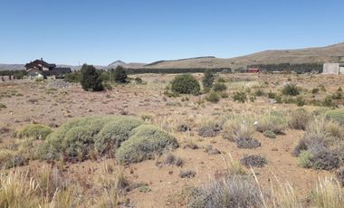 Lote en Barrio Privado Las Marías del Valle  -  a metros del Aeropuerto Chapelco. 1500 mts2 terreno plano con excelentes vistas.