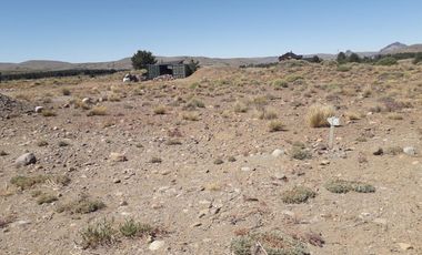 Lote en Barrio Privado Las Marías del Valle  -  a metros del Aeropuerto Chapelco. 1500 mts2 terreno plano con excelentes vistas.