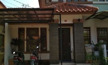 Dijual Rumah Siap Huni Taman Parahyangan Karawaci Tangerang - Bagus Murah