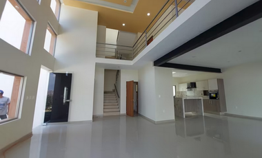 LOMAS DE CUERNAVACA ESTRENE MODERNO CONDOMINIO CON JARDÍN Y ALBERCA PROPIOS VIGILANCIA