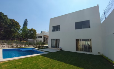 LOMAS DE CUERNAVACA ESTRENE MODERNO CONDOMINIO CON JARDÍN Y ALBERCA PROPIOS VIGILANCIA