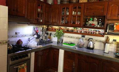 Casa de 5 amb Estilo Colonial