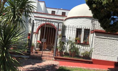Casa de 5 amb Estilo Colonial