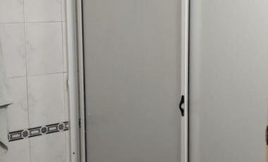 Chalet 3 dormitorios, en 2 plantas, 2 baños, quincho