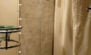 Chalet 3 dormitorios, en 2 plantas, 2 baños, quincho