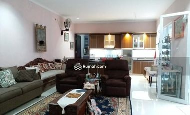 Rumah Modern Dengan Kualitas Yang Bagus di Taman Parahyangan