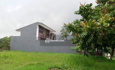 Rumah Modern Dengan Kualitas Yang Bagus di Taman Parahyangan