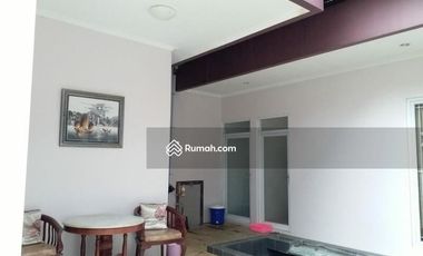 Rumah Modern Dengan Kualitas Yang Bagus di Taman Parahyangan