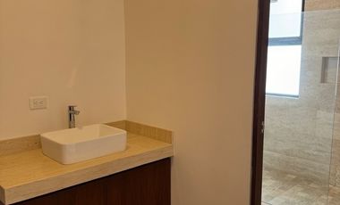 Casa en venta tipo TH al norte de Mérida en Santa Gertrudis Copó