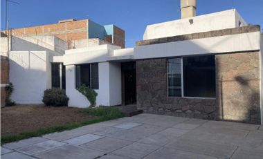 CASA EN VENTA EN SAN JUAN DEL RIO QUERETARO