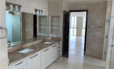 Alquilo Extraordinario apartamento en coco del mar de lujo
