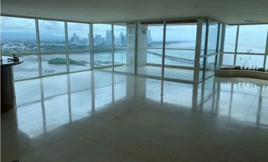 Alquilo Extraordinario apartamento en coco del mar de lujo