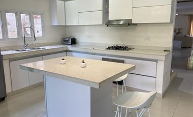 casa en venta en baranoa. Cod V103356