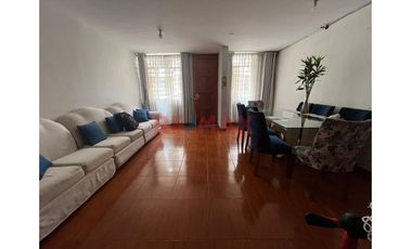 Vendo Casa De 2 Pisos Urb. Villa Santa Maria