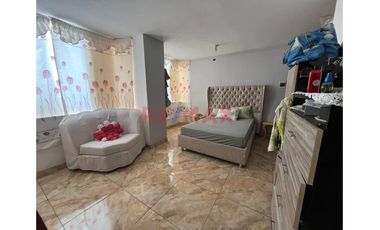 Vendo Casa De 2 Pisos Urb. Villa Santa Maria