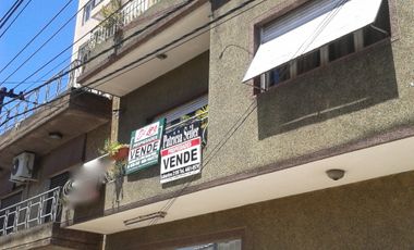 Venta en block  ,san justo centro ideal constructor