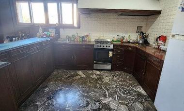 Edificio Comercial en  VENTA AVENIDA MITRE 6400 WILDE