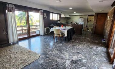 Edificio Comercial en  VENTA AVENIDA MITRE 6400 WILDE