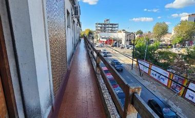 Edificio Comercial en  VENTA AVENIDA MITRE 6400 WILDE