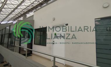 oficina en arriendo en cabecera del llano. Cod A3964