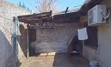 CASA 3 AMBIENTES EN VENTA SOBRE ASFALTO. LAFERRERE.