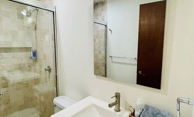 Casa Amueblada con Roof Garden en privada con alberca