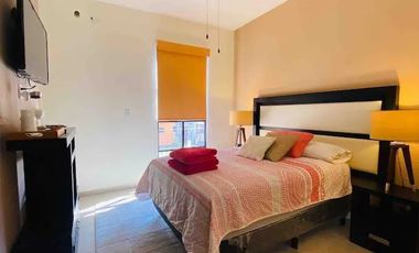 Casa Amueblada con Roof Garden en privada con alberca