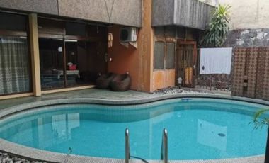 Rumah Jaksa Agung Suprapto Balongbendo