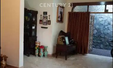 Dijual Rumah Besar Cempaka Putih Jakarta Pusat