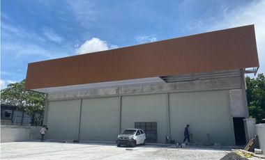 SE ALQUILA BODEGA EN VIA PRINCIPAL >>1350 MT2<<