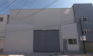 BODEGA INDUSTRIAL EN RENTA 