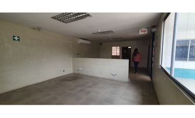 Norte de Guayaquil Complejo de Bodegas de 800 m² 
