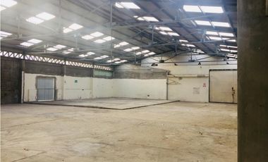 Norte de Guayaquil Complejo de Bodegas de 800 m² 