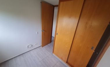 apartamento en arriendo en la mina. Cod A513177