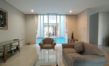 Town House di Cilandak dg Privat Pool dan Taman & Furnished HSE-A0509