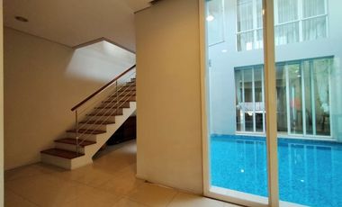 Town House di Cilandak dg Privat Pool dan Taman & Furnished HSE-A0509