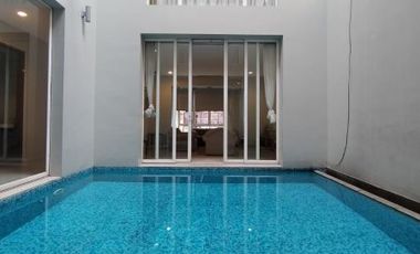 Town House di Cilandak dg Privat Pool dan Taman & Furnished HSE-A0509