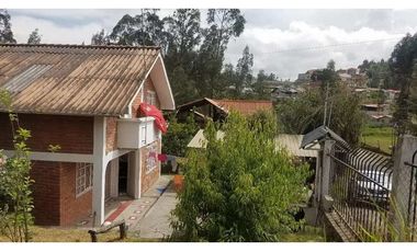 casa y terreno en venta en monay cerca del hospital del seguro