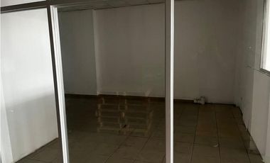 Se Alquila Local Comercial  380 Mts La Castellana $2.500.00+itbms