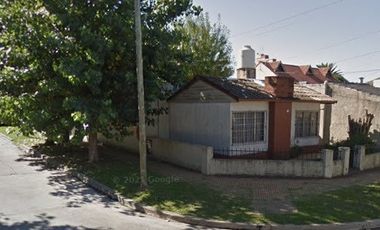 Casa en venta en Quilmes Este