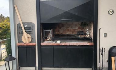Casa 3 dormitorios venta y alquiler en San Benito, Villa Nueva
