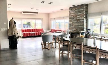Casa 3 dormitorios venta y alquiler en San Benito, Villa Nueva