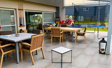 Casa 3 dormitorios venta y alquiler en San Benito, Villa Nueva