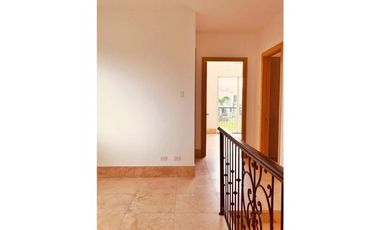 CASA EN SANATA MARA FAIRWAY